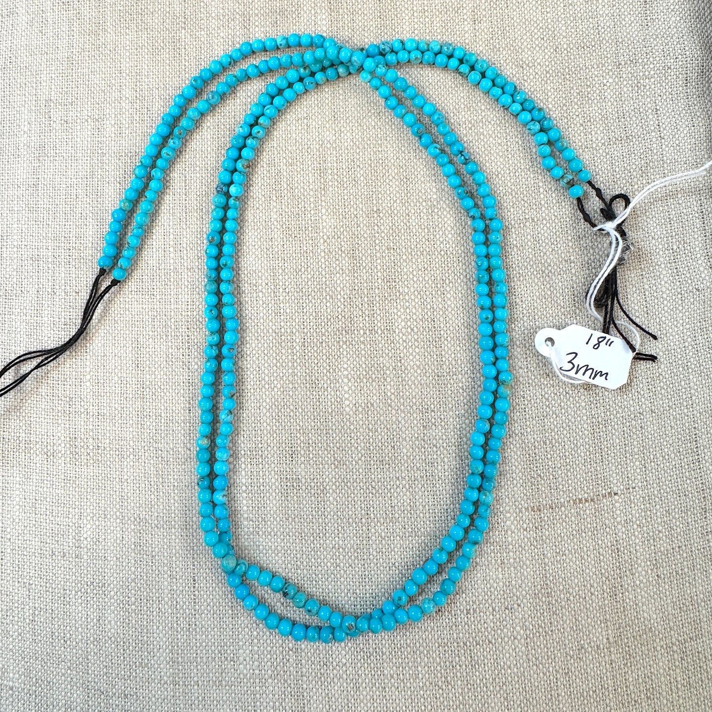 Blue Ridge/Bluebird 3 mm Calibrated Round Beads -- 18" strand