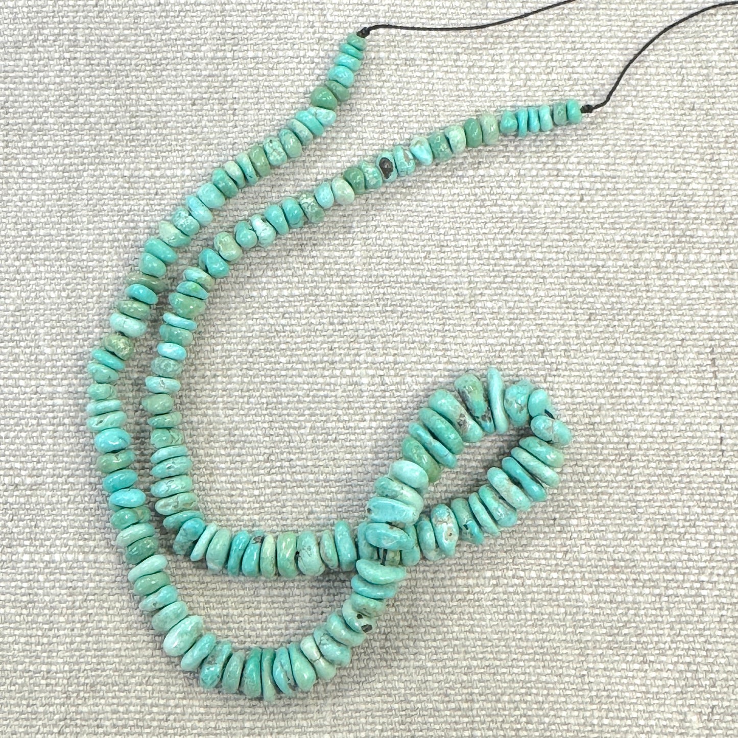 Carico Lake Turquoise Flat Nugget Strand -- 16"