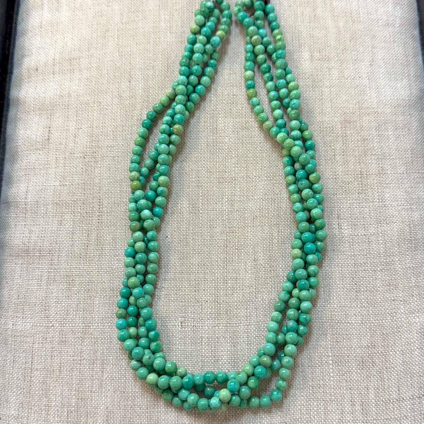 Emerald Valley Round Bead Strands -- 4.8mm