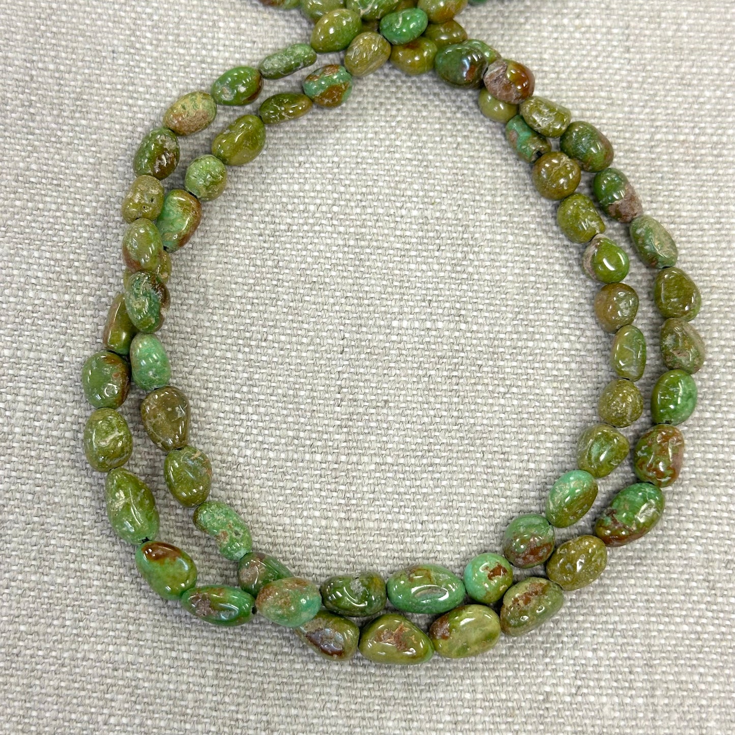 Kingman Emerald Valley 6-7.8mm Graduated Freeform Nugget Strands -- 16"