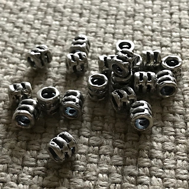 STO Sterling Oxidized Polished 3-Rib Spacer Bead