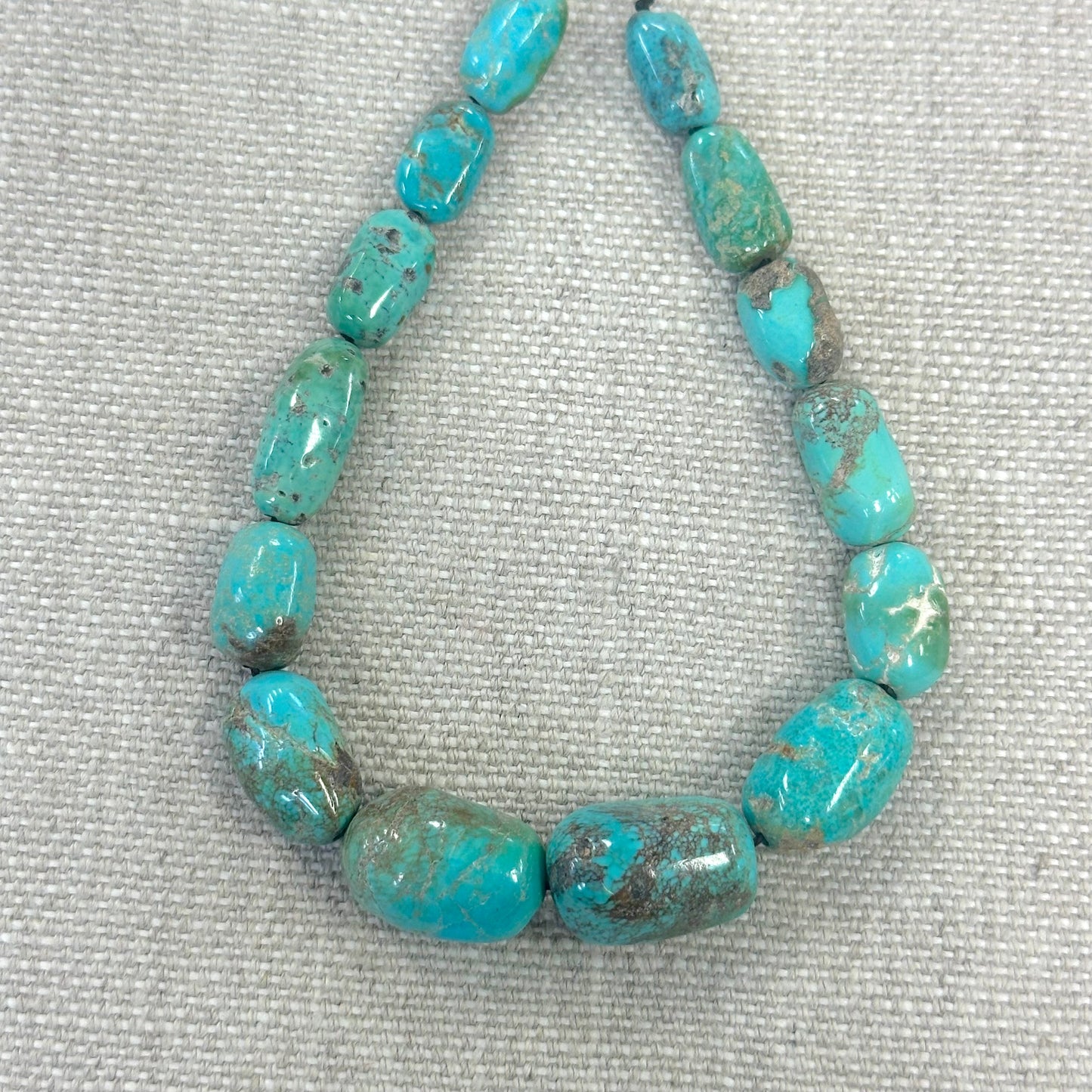 Emerald Valley 7.5-13.2mm Graduated Barrel Strand  -- 9"