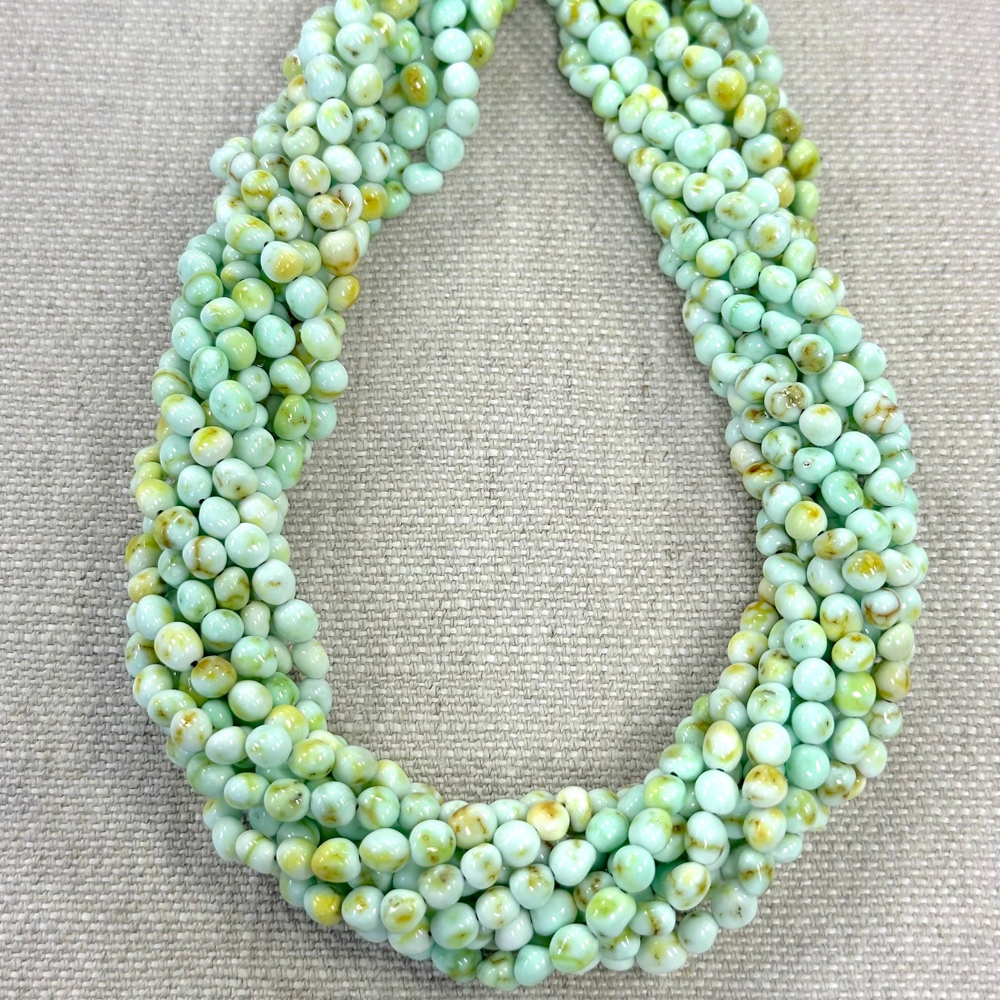 Palomino 4.5-5mm Smooth Nugget Strand -- 16"
