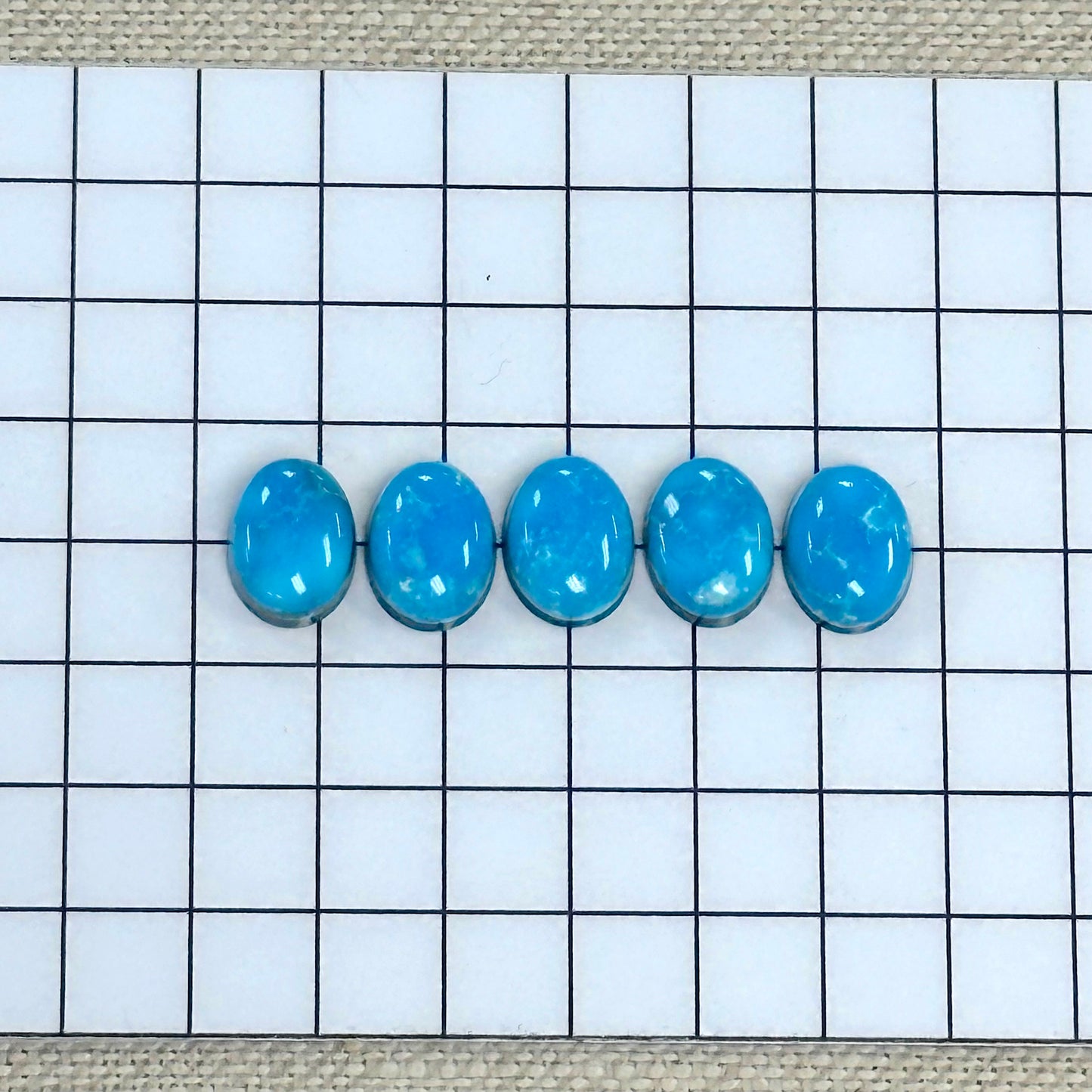 Kingman Ithaca Turquoise Cabochon Set