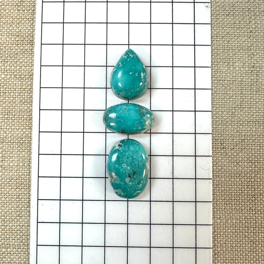 White Water Turquoise Cabochon Set