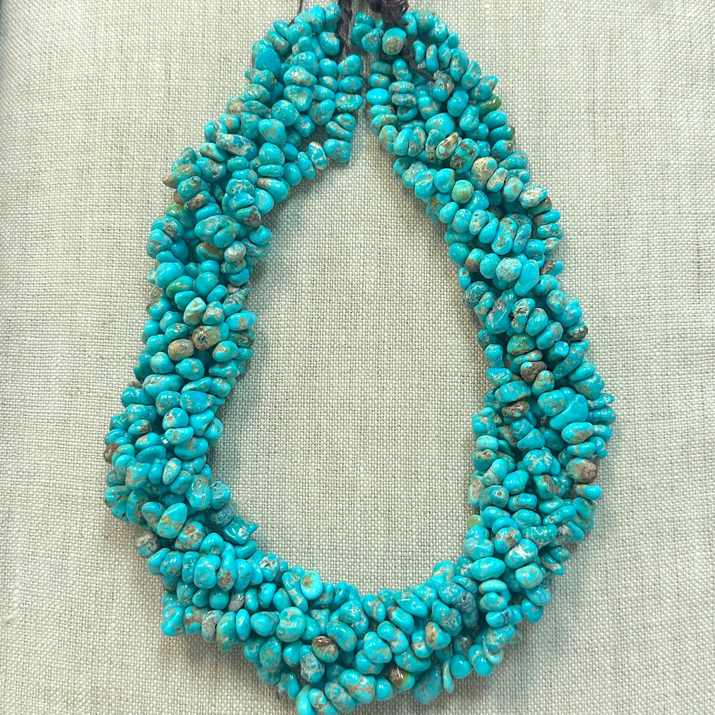 Sierra Bella 6-8mm Flat Nugget Strands  --16"